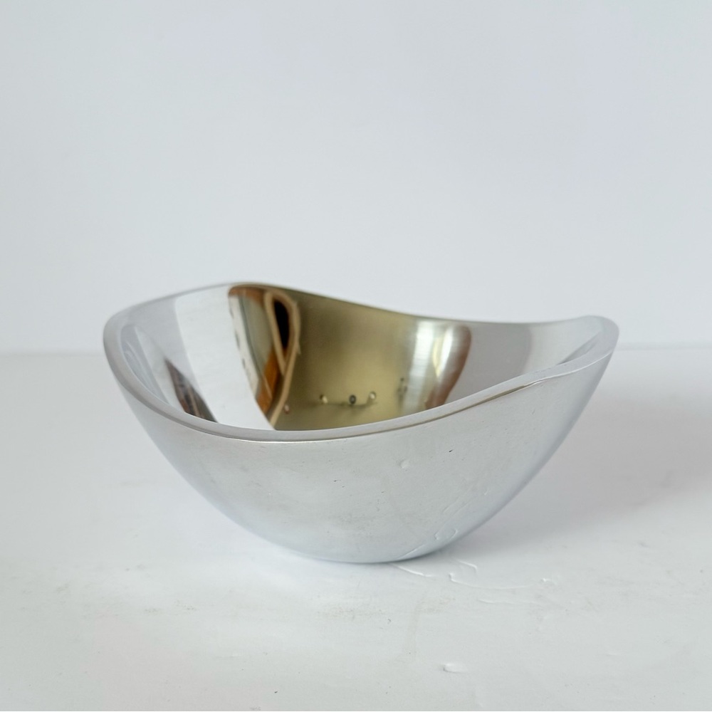 Dansk Fjord Small Metal Bowl – Wavy Edge, 10oz